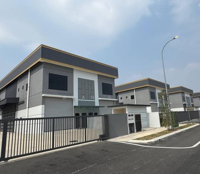 Semi-D Factory for Rent in Taman Kapar Permai (Kapar) - Adan Soh - Exterior - PropertyGuru.com.my