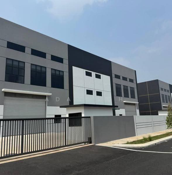 Semi-D Factory for Rent in Taman Kapar Permai (Kapar) - Adan Soh - Exterior - PropertyGuru.com.my