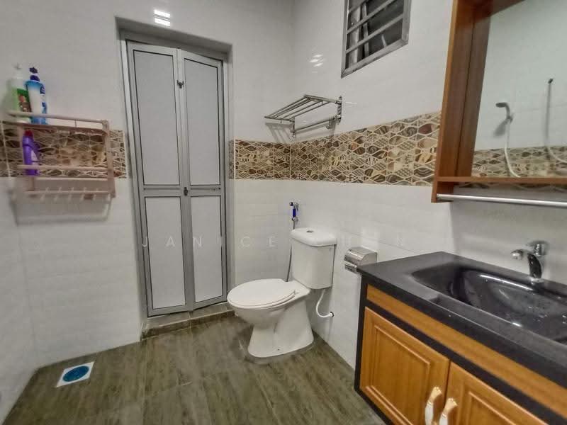 Rumah Teres 2-Tingkat untuk Disewa di Taman Sierra Perdana (Masai) - Janice Chan - Bathroom - PropertyGuru.com.my