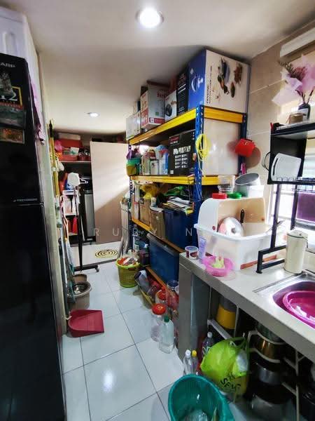 1-storey Terraced House for Sale in Taman Sentosa (Klang) - Ruby Ng - Kitchen - PropertyGuru.com.my