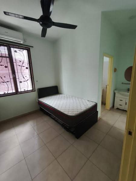 Rumah Kluster untuk Disewa di Austin Heights (Tebrau) - Larry Ng - Bedroom - PropertyGuru.com.my