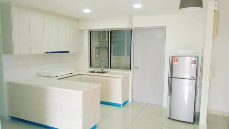 Kediaman Servis untuk Disewa di Residences @ 1 Tebrau - YY Tey - Kitchen - PropertyGuru.com.my