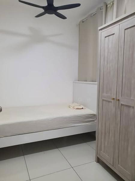 Kediaman Servis untuk Disewa di Kenwingston Platz - Jie Hoh - Bedroom - PropertyGuru.com.my