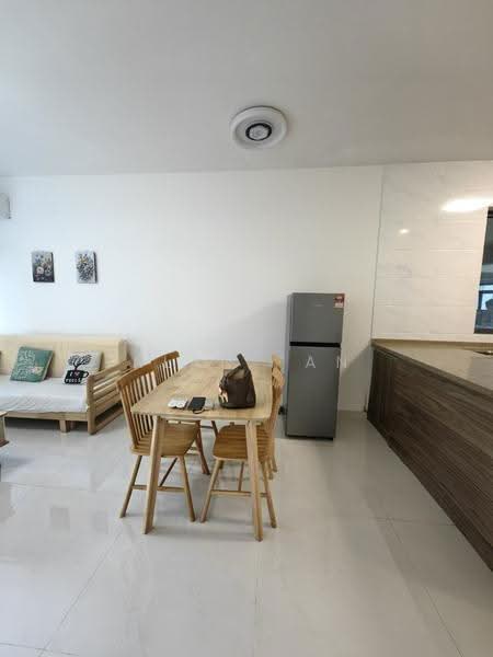 Pangsapuri untuk Disewa di Regalia Park @ Forest City - Alan Tan - Living Room - PropertyGuru.com.my