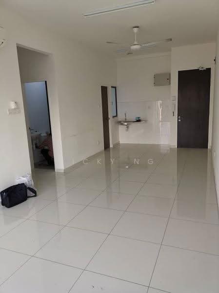 Kediaman Servis untuk Disewa di Seasons Garden Residences - Ricky Ng - Living Room - PropertyGuru.com.my