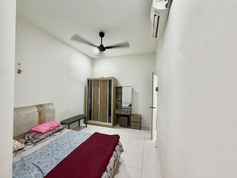 1-storey Terraced House for Rent in Sitiawan (Perak) - Gil Chin - Bedroom - PropertyGuru.com.my
