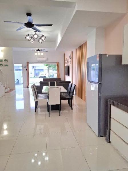 Rumah Teres 2-Tingkat untuk Disewa di Cybersouth (Dengkil) - Jackson Lee - Living Room - PropertyGuru.com.my