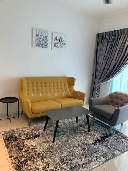 Kondominium untuk Disewa di Queens Residences Q1 @ Queens Waterfront - Derrick . - Living Room - PropertyGuru.com.my