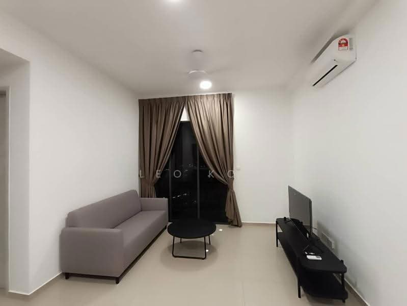 Kediaman Servis untuk Disewa di Suria Garden - Leo Koh - Living Room - PropertyGuru.com.my