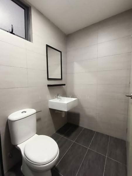 Kediaman Servis untuk Disewa di Suria Garden - Leo Koh - Bathroom - PropertyGuru.com.my