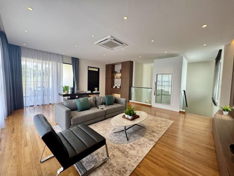 Semi-Detached House for Sale in Leisure Farm (Gelang Patah) - Ken Kor - Living Room - PropertyGuru.com.my