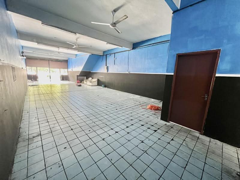Kedai untuk Disewa di Gopeng (Perak) - Gil Chin - Interior - PropertyGuru.com.my