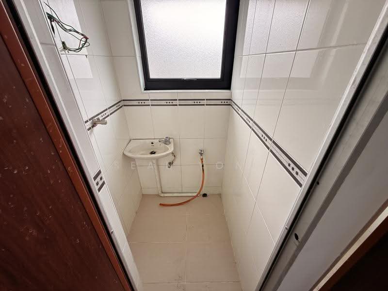 Office for Rent in Taman Sri Selayang (Selayang) - Sean Yong - Bathroom - PropertyGuru.com.my