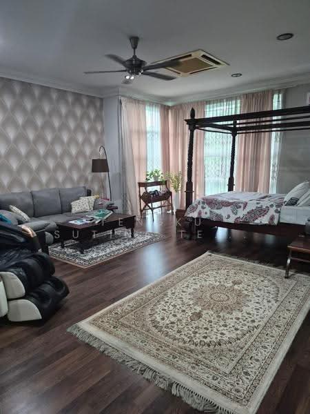 2.5-storey Terraced House for Sale in USJ Heights (Subang Jaya) - Tengku Sutina Tengku Baharuddin - Living Room - PropertyGuru.com.my