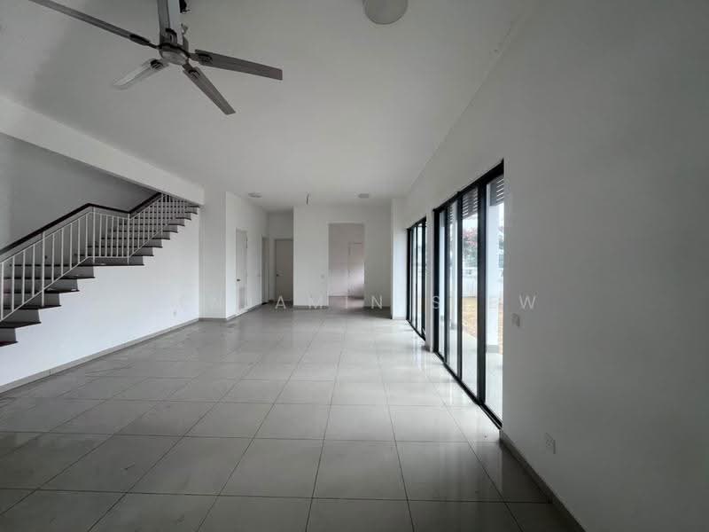 Rumah Teres 2-Tingkat untuk Disewa di Eco Majestic (Semenyih) - Benjamin Siew - Living Room - PropertyGuru.com.my