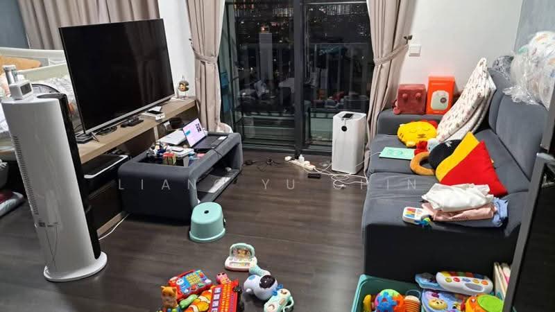Kediaman Servis untuk Dijual di 28 Boulevard - Liang Yu Chin - Living Room - PropertyGuru.com.my