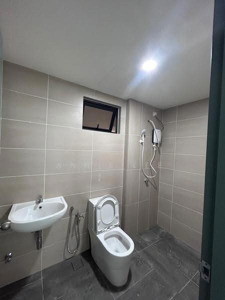 Service Residence for Rent at Parkland Residence @ Kajang 2 - Annie Lee - Bathroom - PropertyGuru.com.my