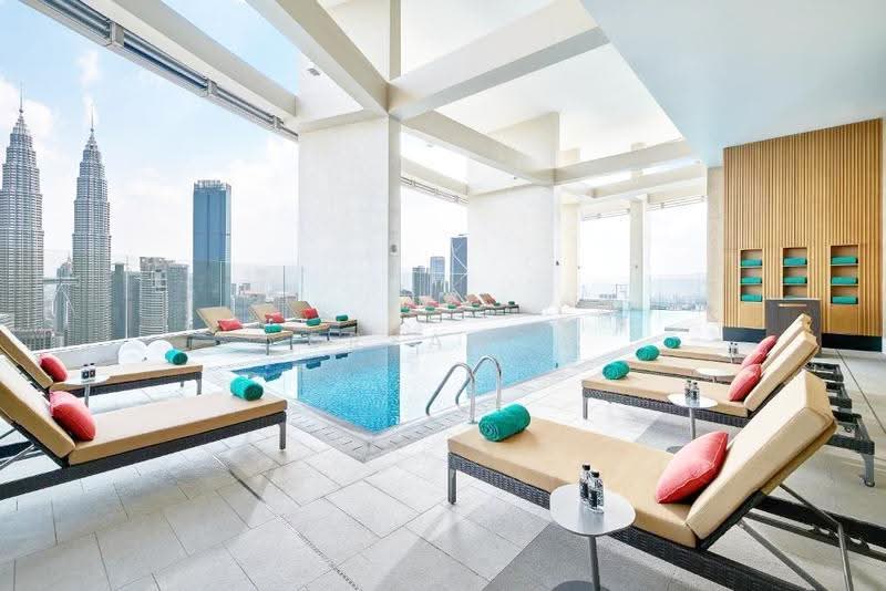 Kediaman Servis untuk Disewa di Banyan Tree Signatures - Bryan . - Pool - PropertyGuru.com.my