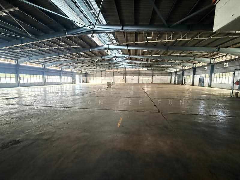 Detached Factory for Rent in Sungai Buloh (Selangor) - Vivian Lee Fun - Interior - PropertyGuru.com.my