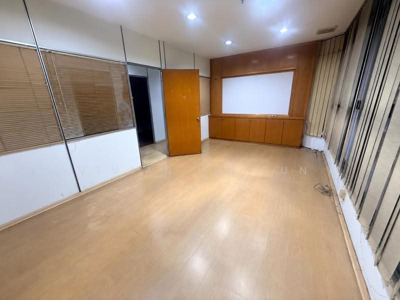 Detached Factory for Rent in Sungai Buloh (Selangor) - Vivian Lee Fun - Interior - PropertyGuru.com.my