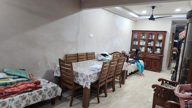 Rumah Teres 1-Tingkat untuk Dijual di Taman Bukit Mewah (Kajang) - Faridah Samah - Dining Room - PropertyGuru.com.my