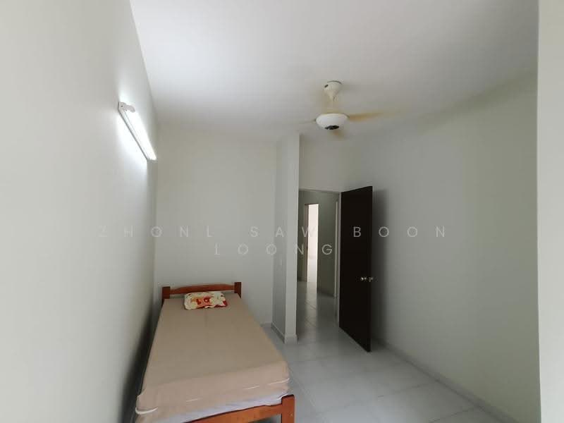 3-storey Terraced House for Rent in Sungai Ara (Penang) - Zhonl Saw Boon Loong - Bedroom - PropertyGuru.com.my