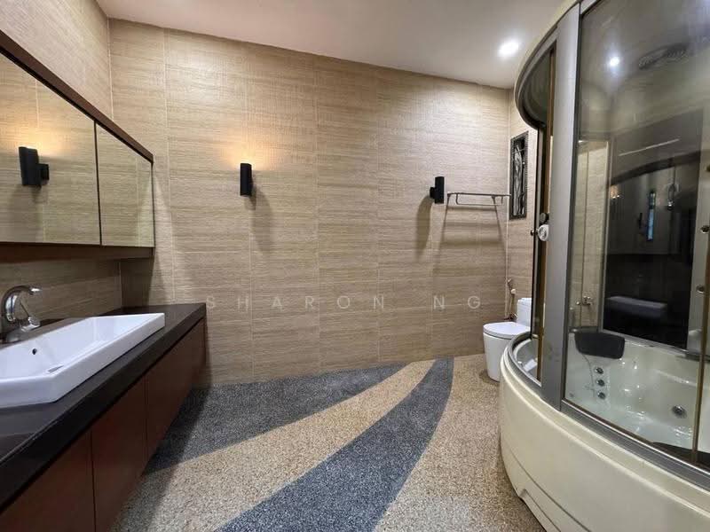 Semi-Detached House for Sale in Taman Impian Emas (Skudai) - Sharon Ng - Bathroom - PropertyGuru.com.my