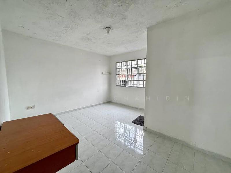 Rumah Teres untuk Dijual di Taman Selayang Utama (Selayang) - Shafika Shahidin - PropertyGuru.com.my