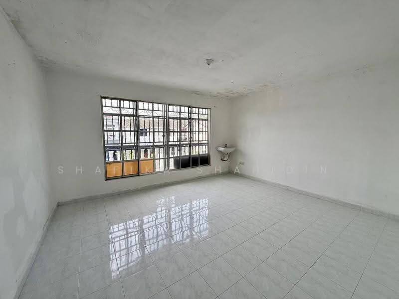Rumah Teres untuk Dijual di Taman Selayang Utama (Selayang) - Shafika Shahidin - Interior - PropertyGuru.com.my