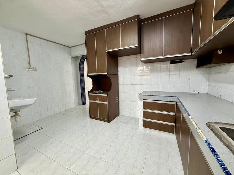 Rumah Teres untuk Dijual di Taman Selayang Utama (Selayang) - Shafika Shahidin - Kitchen - PropertyGuru.com.my