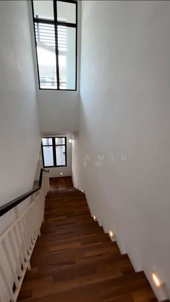 Rumah Teres 2-Tingkat untuk Dijual di Eco Majestic (Semenyih) - Benjamin Siew - Corridor - PropertyGuru.com.my