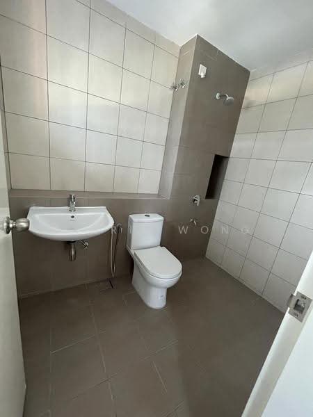2-storey Terraced House for Sale in Bandar Bukit Tinggi (Klang) - Tabris Wong - Bathroom - PropertyGuru.com.my