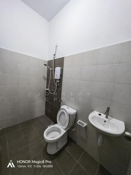 Cluster House for Rent in Kangkar Pulai (Skudai) - Johnson Chong - Bathroom - PropertyGuru.com.my