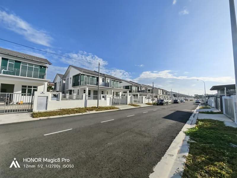 Cluster House for Rent in Kangkar Pulai (Skudai) - Johnson Chong - Exterior - PropertyGuru.com.my
