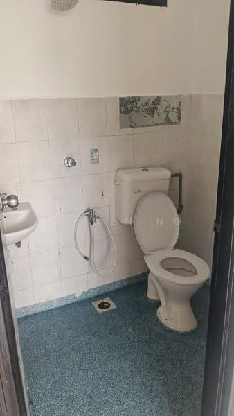 Pangsapuri untuk Dijual di Villa Krystal @ Bandar Selesa Jaya - Jayden Ng - Bathroom - PropertyGuru.com.my