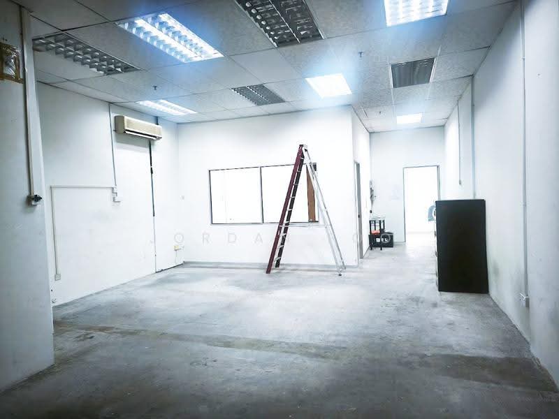 Retail Space for Rent in Bayan Baru (Penang) - Jordan Foo - Interior - PropertyGuru.com.my