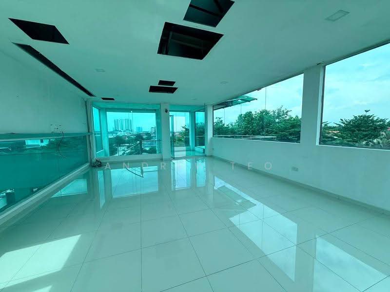 Bungalow House for Sale in Taman Kebun Teh (Johor Bahru) - Andrew Teo - PropertyGuru.com.my