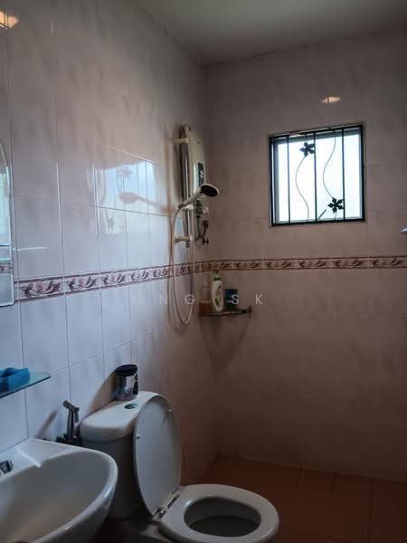 Rumah Teres 2-Tingkat untuk Dijual di Bandar Sri Damansara (Selangor) - Ong SK - Bathroom - PropertyGuru.com.my