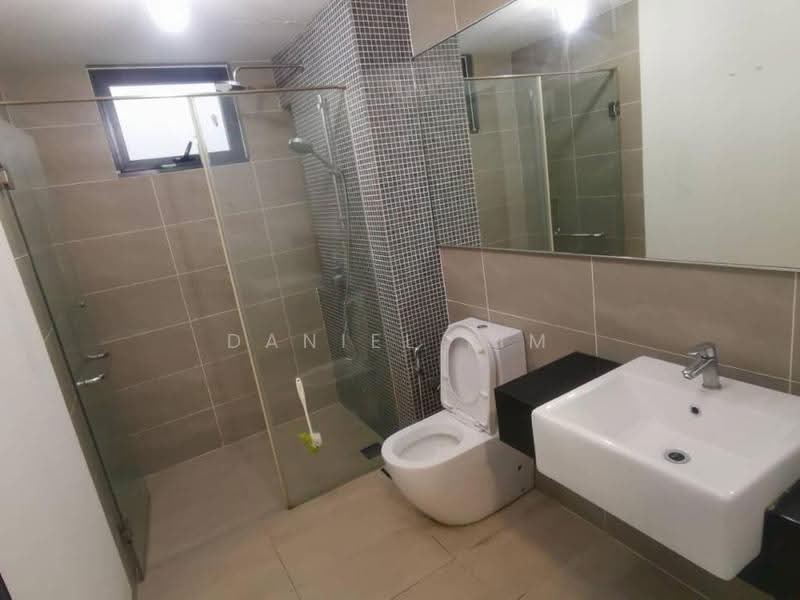 Apartment for Rent at V Residence Suites @ Sunway Velocity - Daniel Lim - Bathroom - PropertyGuru.com.my