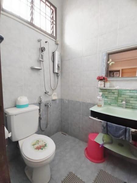 Rumah Teres 1.5-Tingkat untuk Dijual di Taman Pelangi Indah (Ulu Tiram) - Vlien Lua - PropertyGuru.com.my
