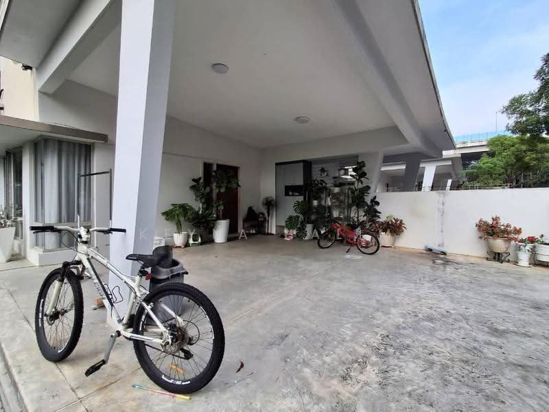 Cluster House for Sale in Shah Alam (Selangor) - Keyna Halim - Exterior - PropertyGuru.com.my