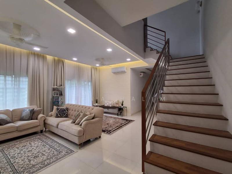 Cluster House for Sale in Shah Alam (Selangor) - Keyna Halim - Living Room - PropertyGuru.com.my