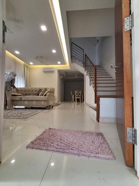 Cluster House for Sale in Shah Alam (Selangor) - Keyna Halim - Living Room - PropertyGuru.com.my