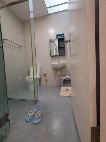Cluster House for Sale in Shah Alam (Selangor) - Keyna Halim - Bathroom - PropertyGuru.com.my