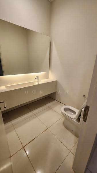 Semi-Detached House for Rent in Taman U Thant (Ampang) - Hon Ian - Bathroom - PropertyGuru.com.my