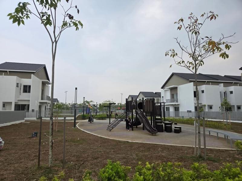 Rumah Teres 2-Tingkat untuk Dijual di Banting (Selangor) - Nur Ain Mat Zain - PropertyGuru.com.my