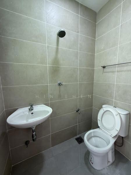 Condominium for Rent at Hillcrest Heights - Hin Shen - PropertyGuru.com.my