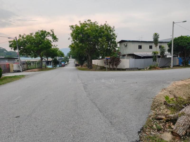 Factory for Rent in Kawasam Perindustrian Wawasan Tanjung Labuh (Batu Pahat) - ZG Law - Exterior - PropertyGuru.com.my