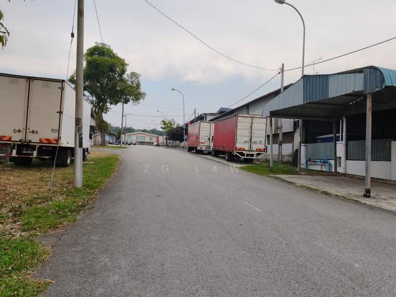 Factory for Rent in Kawasam Perindustrian Wawasan Tanjung Labuh (Batu Pahat) - ZG Law - Exterior - PropertyGuru.com.my