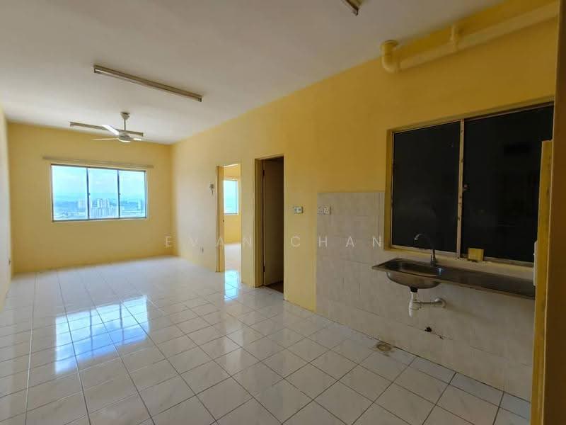 Pangsapuri untuk Disewa di Vista Impiana - Evan Chan - Living Room - PropertyGuru.com.my
